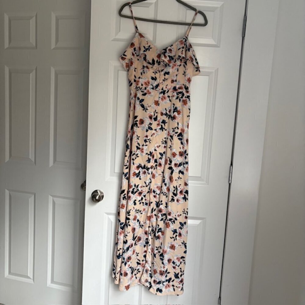 Band of Gypsies Blush Floral Maxi Dress